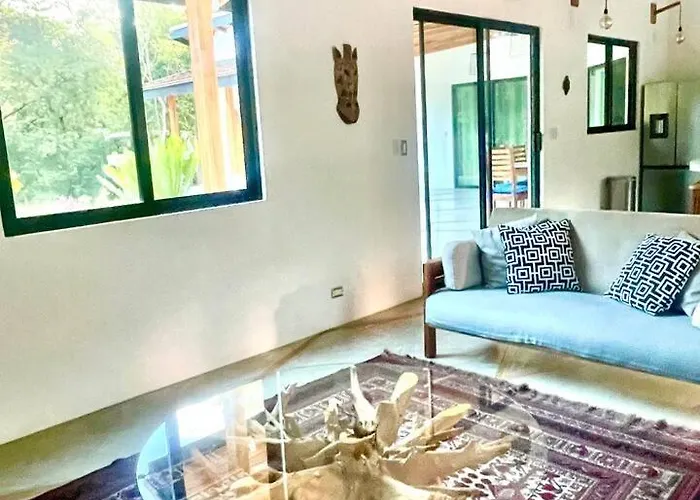Stunning With Pool, Gym & Tennis Paraíso