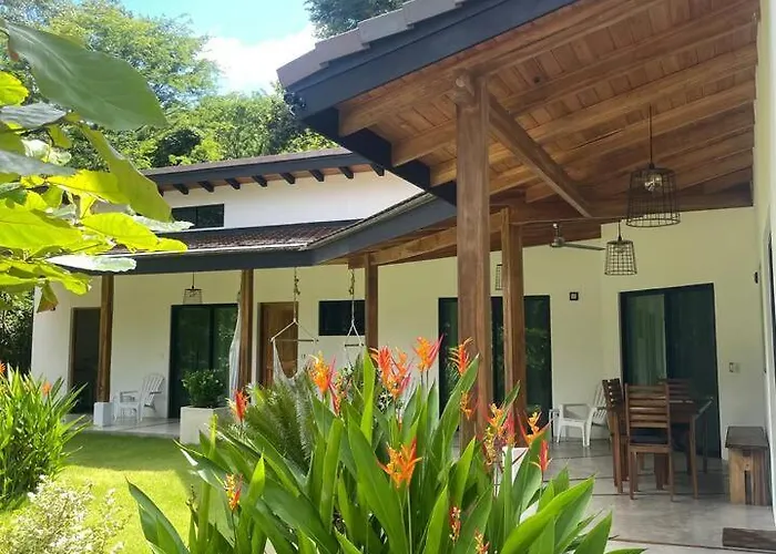 Stunning With Pool, Gym & Tennis