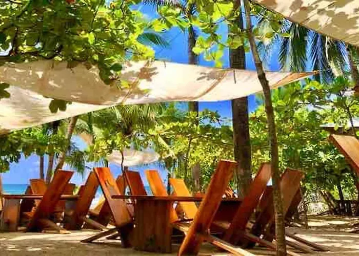 Stunning With Pool, Gym & Tennis Hébergement de vacances